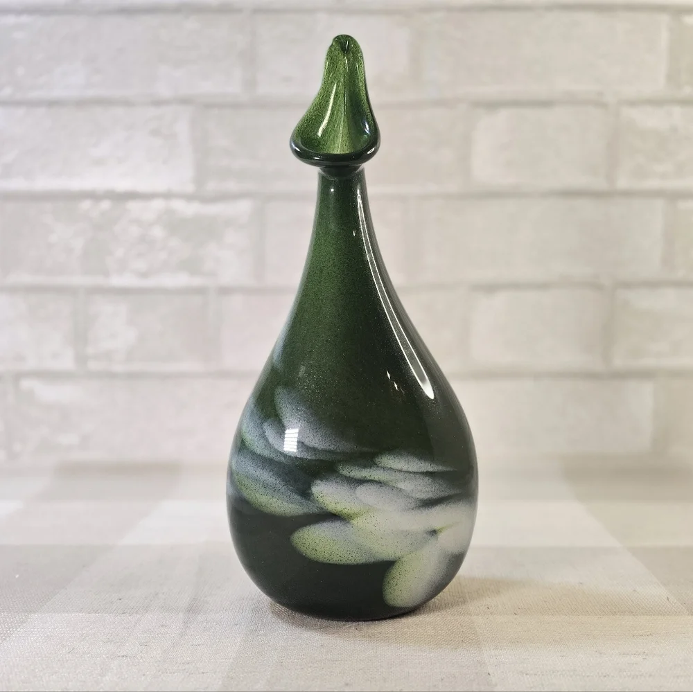 Hand Blown Teardrop Shaped Art Glass Vase Green Iridescent 10.5